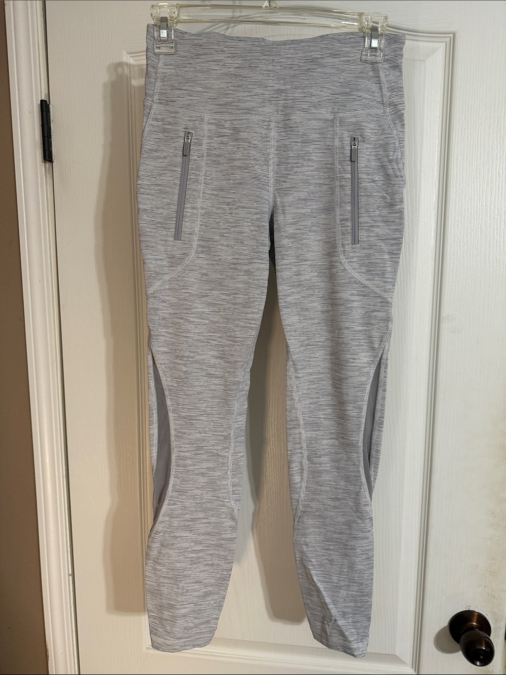 lululemon athletica Striped Light Gray Active Leggings with Pocket